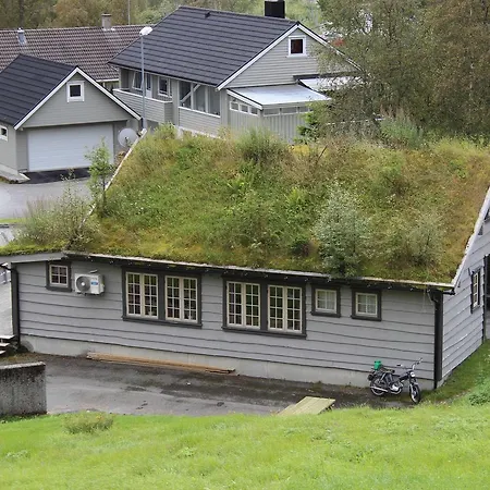Holiday home Roldalstunet